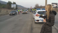 12 полицаи проверяват на входа за София от Владая