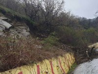 снимка 1 Пътят до Асеновата крепост е затворен временно заради свлачище