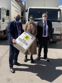 "Пирогов" получи дарение от 500 контейнера за опасни отпадъци