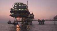 Страните от ОПЕК + се споразумяха за намаляване добива на петрол