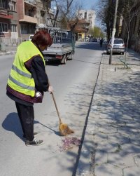 Събраха 250 чувала с боклук при акция в Асеновград