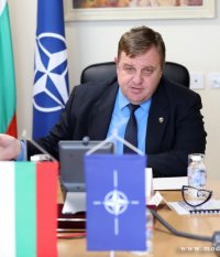 Министрите на отбраната на НАТО обсъдиха взетите мерки за справяне с COVID-19