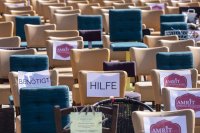 снимка 3 Ресторантьорите в Берлин организираха протест на "празните столове"