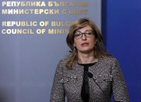 Министър Захариева изпрати съболезнователна телеграма за жертвите на стрелбата в Канада