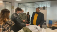 Премиерът Борисов инспектира фабрика за защитни облекла