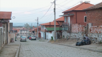 Засилено полицейско присъствие заради огнище на COVID-19 в Брестовица