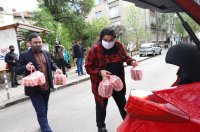 снимка 8 Свилен от „Остава" и Звезди от „Ахат“ раздаваха благотворително храна в София
