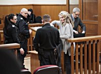 Жената на Васил Божков и служителка от негова фирма остават в ареста
