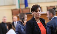 Дариткова предлага: Кабинетът, а не здравният министър да обявява извънредна епидемия