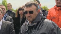 Младен Маринов: Ситуацията в Перник е овладяна, дигата е поправена