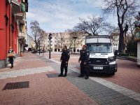 Пловдивската полиция с препоръки за социална дистанция