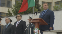 Министър Каракачанов приветства курсантите във военния университет "Васил Левски"