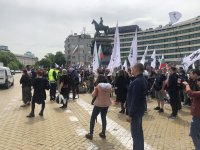 снимка 1 Протест на партия "Възраждане" пред парламента (Видео, снимки)