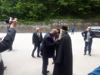 снимка 3 Премиерът в Рилския манастир. На четири очи говори с Дядо Евлогий