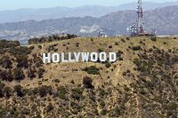 Холивуд възобновява работа на 12 юни