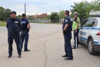 8 души са задържани при акция срещу престъпността във Видинско