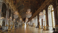 Версай отвори, но има ли кой да го посети?