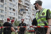 снимка 3 Взрив в жилищен блок в Киев – има убити, затрупани и ранени