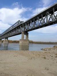 Първият мост между България и Румъния става на 66 години
