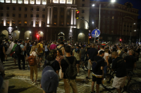 18 души са задържани след протестите в столицата снощи