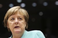 Служител на пресслужбата на Меркел, заподозрян в шпионаж