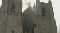 Умишлен палеж е водещата версия за пожара в готическата катедрала в Нант