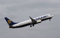 След бележка за бомба – аварийно кацане на самолет на "Ryanair"