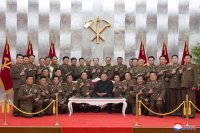 Ким Чен Ун почете войниците, загинали в Корейската война
