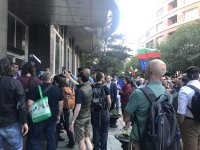 Протест пред БНТ с искане за оставката на генералния директор Емил Кошлуков