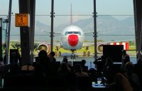 Австрия отваря летището във Виена за самолети от и за България