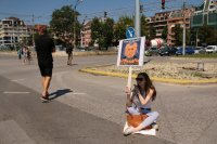 снимка 8 Протестиращи блокираха ключови кръстовища в София