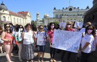 На митинг пред НС: Туристическият бранш поиска повече подкрепа и диалог с правителството