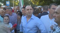 Румен Радев: Дневният ред е ясен - незабавна и безусловна оставка