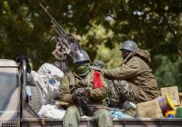 Бунтовници в Мали задържаха президента и премиера