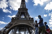 Франция с нов рекорд на денонощни заразявания с COVID-19