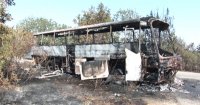 Автобус с военни се запали и изгоря на пътя Силистра - Варна