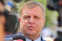 Каракачанов призова да бъде намерен диалогът в българското общество