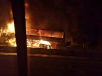 Автобус с туристи се запали на автомагистрала "Тракия"