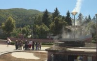 Сапарева баня привлича туристи с минерални извори и чист въздух