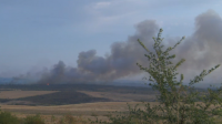 Пожарът между Стара Загора и Хасково гори на фронт от 10 км