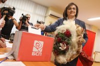 По предварителни данни: Корнелия Нинова печели вота за председател на БСП