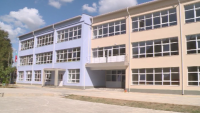Затвориха училище във Варна за дезинфекция заради учителка с COVID-19