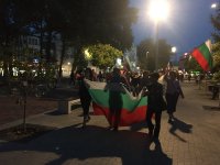 снимка 2 Поредна вечер на протест във Варна