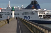 Стачка блокира френското пристанище Кале
