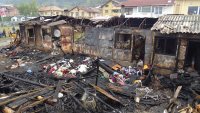Прокуратурата в Разлог разследва причините за пожара, отнел дома на над 20 души