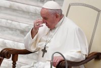 Папа Франциск напусна кардиналския дом, където живее, заради случай на COVID-19
