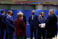 Борисов и Меркел обсъдиха перспективата за Западните Балкани по пътя към ЕС