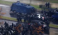 Бойни оръжия в Беларус: Полицията ще има право на повече сила срещу протестиращите