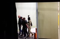 Въоръженият похитител в Грузия напуснал банката заедно с трима заложници