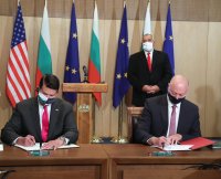 България и САЩ подписаха ключови документи за сигурността на 5G мрежите и ядрената енергия